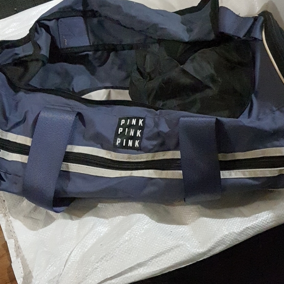 PINK sports bag - Picture 3 of 3